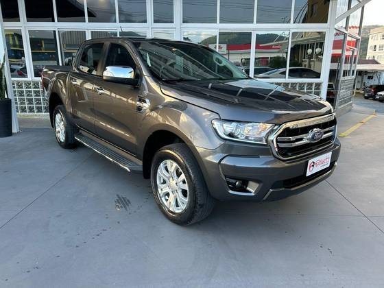 FORD RANGER 3.2 XLT 4X4 CD 20V DIESEL 4P AUTOMÁTICO FORD RANGER 3.2 XLT 4X4 CD 20V DIESEL 4P AUTOMÁTICO